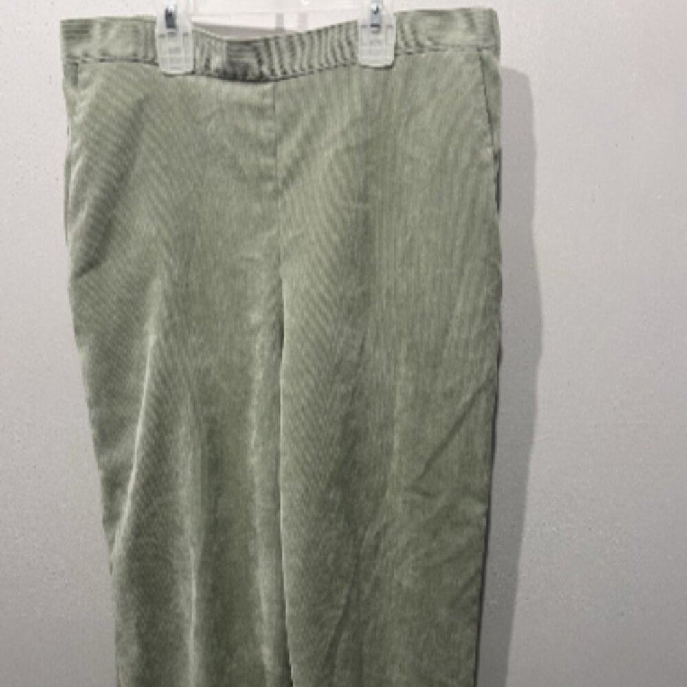 Alfred Dunner Petite 10P Sage Green Corduroy Pants